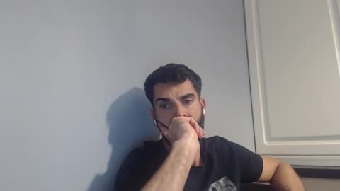 Snapshot of cuteeboy chatting on 11/04/25, 06:40 cuteeboy online show from 11/04/25, 06:40