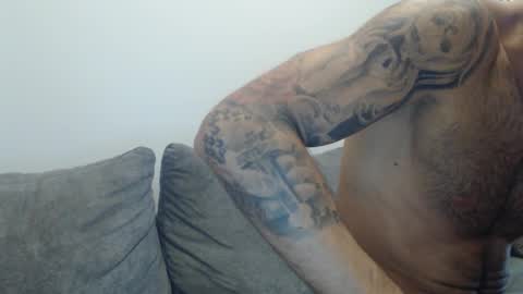 Snapshot of cuteeboy chatting on 11/05/25, 06:57 cuteeboy online show from 11/05/25, 06:57