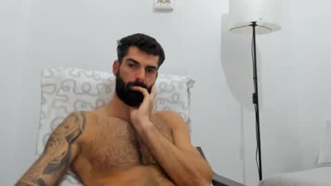 Snapshot of cuteeboy chatting on 11/10/25, 06:34 cuteeboy online show from 11/10/25, 06:34