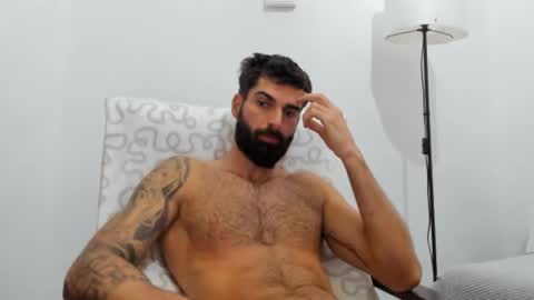 Snapshot of cuteeboy chatting on 11/11/25, 06:46 cuteeboy online show from 11/11/25, 06:46