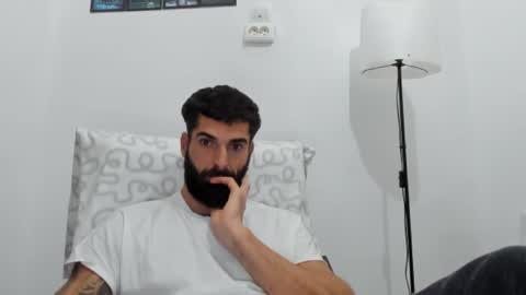 Snapshot of cuteeboy chatting on 11/12/25, 06:19 cuteeboy online show from 11/12/25, 06:19