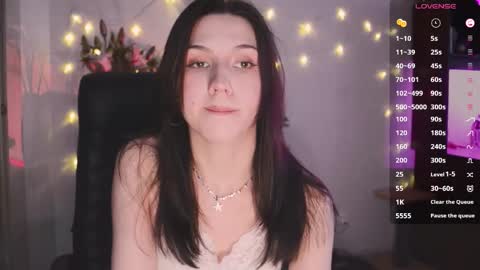 kendall online show from 11/08/25, 06:24