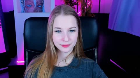 Rina online show from 12/10/24, 07:54