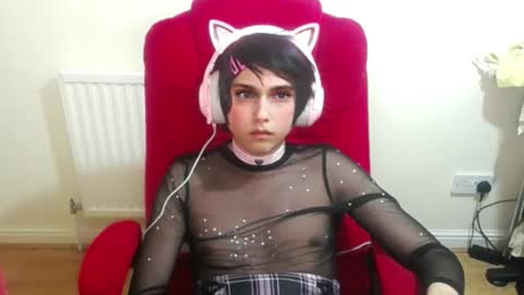 cutest_princess online show from 10/02/25, 10:17