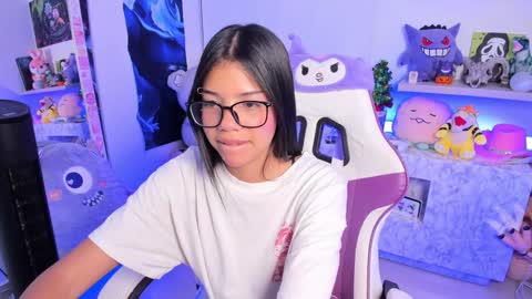 Snapshot of cutestephuwu chatting on 12/20/24, 11:47 - independent model online show from 12/20/24, 11:47