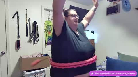 Snapshot of cutetea_time chatting on 02/08/25, 12:28 Cutetea online show from 02/08/25, 12:28