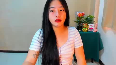 Snapshot of cutie_asianwoman chatting on 09/25/25, 06:50 cutie_asianwoman online show from 09/25/25, 06:50