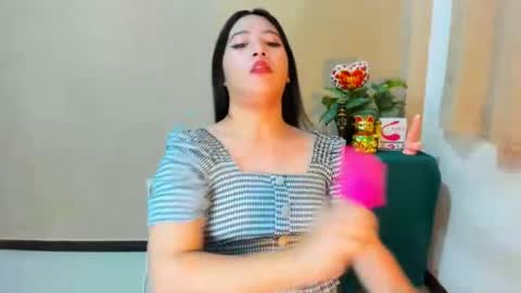 Snapshot of cutie_asianwoman chatting on 10/08/25, 08:01 cutie_asianwoman online show from 10/08/25, 08:01