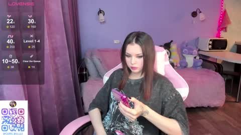 Snapshot of cutie_bellle chatting on 03/05/25, 08:00 belle online show from 03/05/25, 08:00