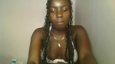 Snapshot of cutie_choco chatting on 10/04/25, 07:23 cutie_choco online show from 10/04/25, 07:23