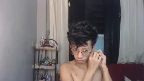 cutie_mico online show from 10/10/25, 07:57