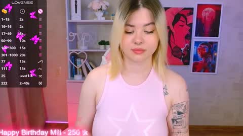 Snapshot of cutie_mili chatting on 01/24/25, 02:19 mili online show from 01/24/25, 02:19