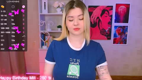 Snapshot of cutie_mili chatting on 01/27/25, 03:58 mili online show from 01/27/25, 03:58