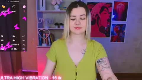 Snapshot of cutie_mili chatting on 03/04/25, 04:49 mili online show from 03/04/25, 04:49