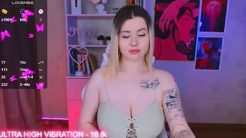 Snapshot of cutie_mili chatting on 03/06/25, 10:30 mili online show from 03/06/25, 10:30