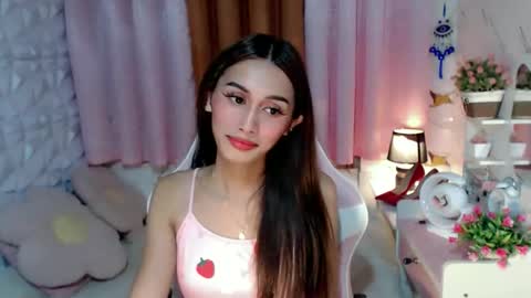Snapshot of cutie_mitcha chatting on 10/06/25, 10:56 cutie_mitcha online show from 10/06/25, 10:56