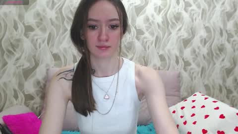 Snapshot of cutie_naughty_girl chatting on 02/25/25, 09:20 Kate online show from 02/25/25, 09:20