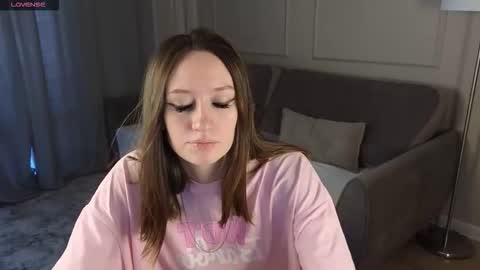 Snapshot of cutie_naughty_girl chatting on 09/20/25, 09:10 Kate online show from 09/20/25, 09:10