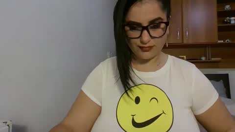 Ami online show from 11/17/25, 09:09