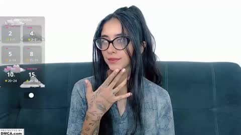 miss ari  online show from 11/04/25, 10:25