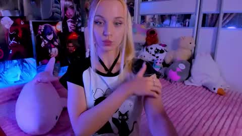 Nora online show from 10/22/25, 08:30