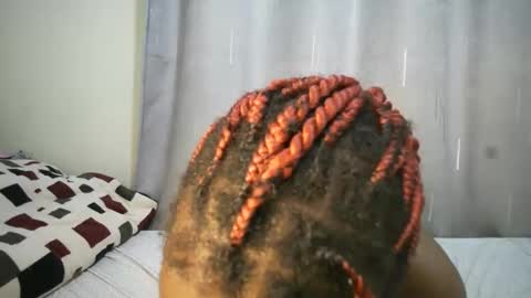 Snapshot of cutypookie chatting on 10/30/25, 07:10 cutypookie online show from 10/30/25, 07:10