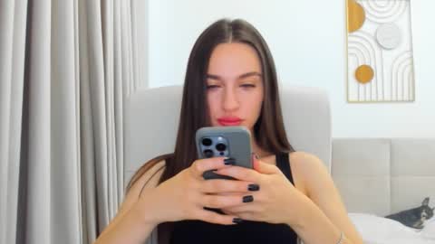 Snapshot of cyber_geisha chatting on 09/21/25, 05:36 Eva online show from 09/21/25, 05:36