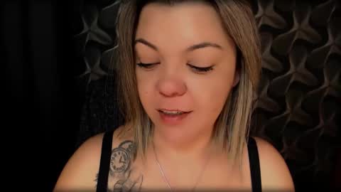 Snapshot of cyberdomme chatting on 02/06/25, 12:33 Full time mean bitch. online show from 02/06/25, 12:33