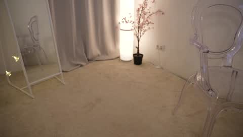 EMILY online show from 12/01/24, 04:29