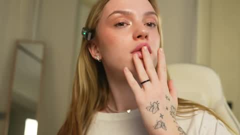 EMILY online show from 02/27/25, 04:53