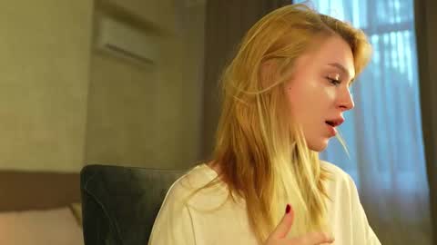 EMILY online show from 10/01/25, 02:56