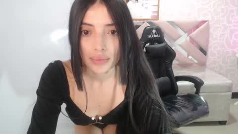 CINTIA ARAUJO online show from 10/02/25, 04:19