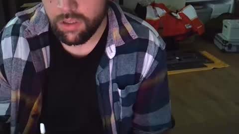 Snapshot of cyrsug chatting on 11/08/25, 02:17 cyrsug online show from 11/08/25, 02:17