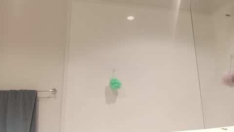 D online show from 10/13/25, 08:58