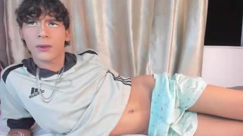 Snapshot of d3rke_666 chatting on 10/21/25, 05:30 Darked online show from 10/21/25, 05:30