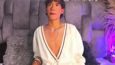 Snapshot of d3rke_666 chatting on 11/18/25, 04:39 Darked online show from 11/18/25, 04:39