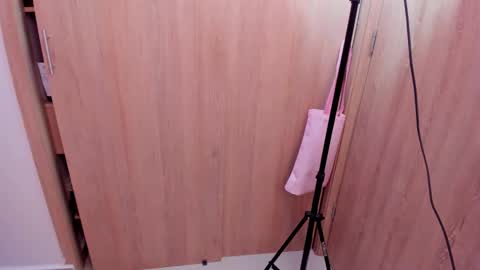 Snapshot of d___darling chatting on 01/15/25, 10:06 darling online show from 01/15/25, 10:06