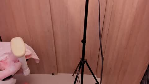 darling online show from 10/31/25, 07:42