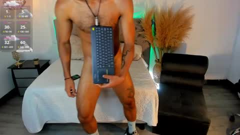 Snapshot of daarkomalfoy chatting on 01/20/25, 11:54 Mauricio online show from 01/20/25, 11:54