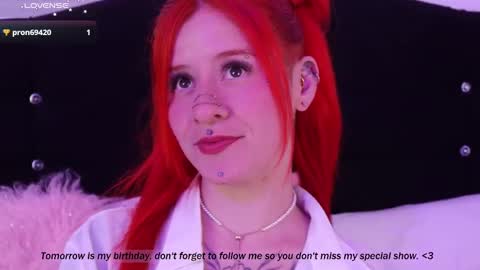 Snapshot of daarlene chatting on 02/06/25, 11:58 Darlene online show from 02/06/25, 11:58