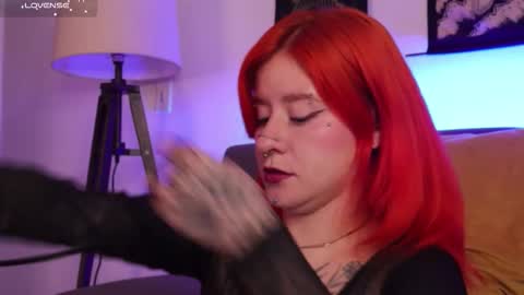 Snapshot of daarlene chatting on 10/01/25, 11:16 Darlene online show from 10/01/25, 11:16