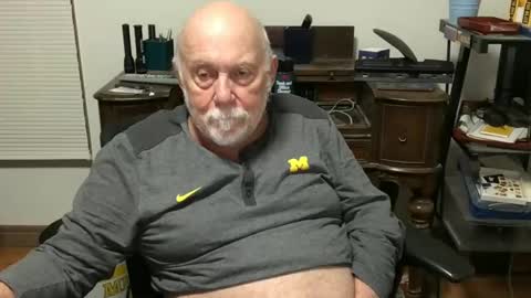 Snapshot of dack47 chatting on 02/28/25, 05:04 dack47 online show from 02/28/25, 05:04