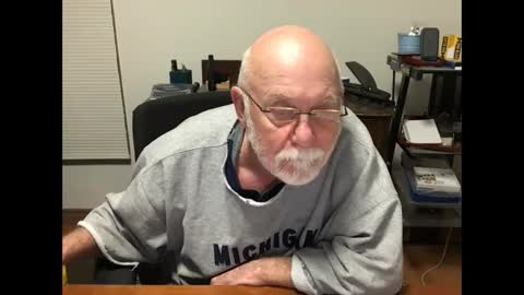 Snapshot of dack47 chatting on 10/31/25, 06:47 dack47 online show from 10/31/25, 06:47