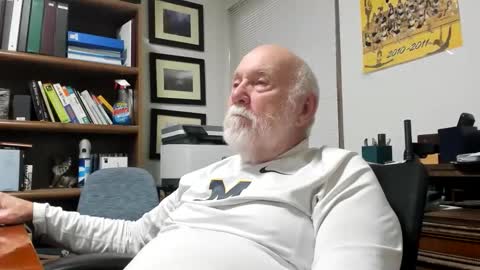 Snapshot of dack47 chatting on 11/20/25, 03:34 dack47 online show from 11/20/25, 03:34