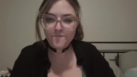 Snapshot of daddies_princesss chatting on 09/25/25, 11:52 daddies_princesss online show from 09/25/25, 11:52