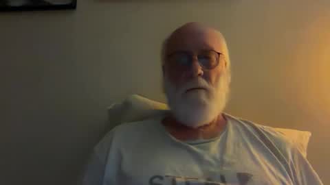 Snapshot of daddy341177 chatting on 11/11/25, 10:26 daddy341177 online show from 11/11/25, 10:26