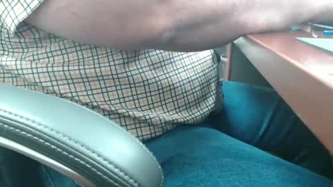 Snapshot of daddy7194 chatting on 11/17/25, 02:01 daddy7194 online show from 11/17/25, 02:01