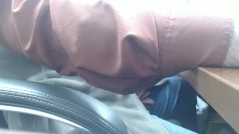 Snapshot of daddy7194 chatting on 12/04/25, 04:16 daddy7194 online show from 12/04/25, 04:16