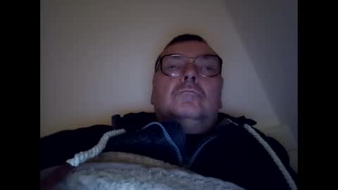 Snapshot of daddy91964 chatting on 12/30/24, 08:25 daddy91964 online show from 12/30/24, 08:25