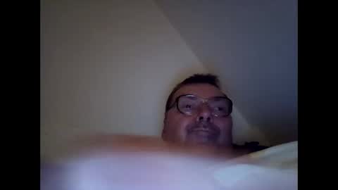 Snapshot of daddy91964 chatting on 01/05/25, 09:25 daddy91964 online show from 01/05/25, 09:25